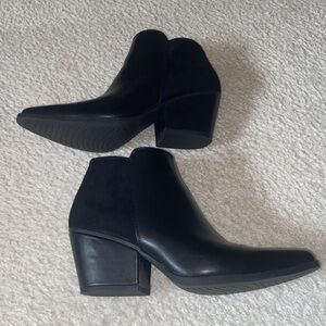 Centro Point black mixed media suede side zip ankle boots Size 8